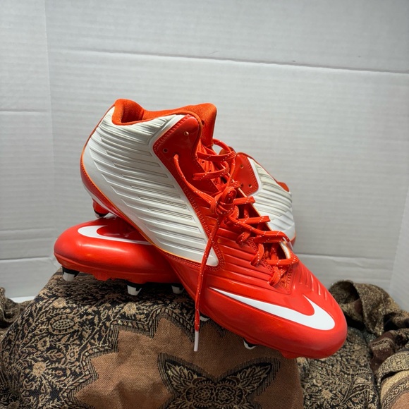 Nike Football Cleats Size 13.5 Mens Orange White Flash Vapor 3/4 TD 645729-118 - Picture 6 of 12